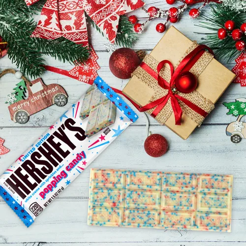 Vista 6 de Hershey's Poppping Candy edición limitada, crema blanca con chispas y barra de caramelo para una deliciosa indulgencia dulce, añade diversión