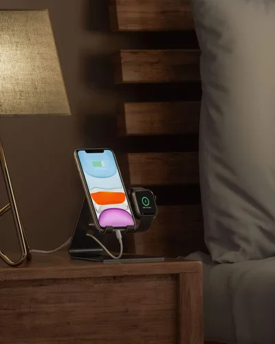 Vista 7 de OMOTON - Soporte de escritorio universal 2 en 1 para iPhone y reloj Apple Watch Series 5, 4,3, 2 y 1 (de 38 mm, 40 mm, 42 mm y 44 mm)