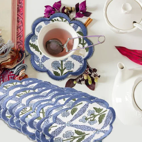 Ridhi Juego de 8 posavasos de lona de algodón absorbente y elegante bordado festoneado, estilo bohemio, moderno, decoración del hogar y protección