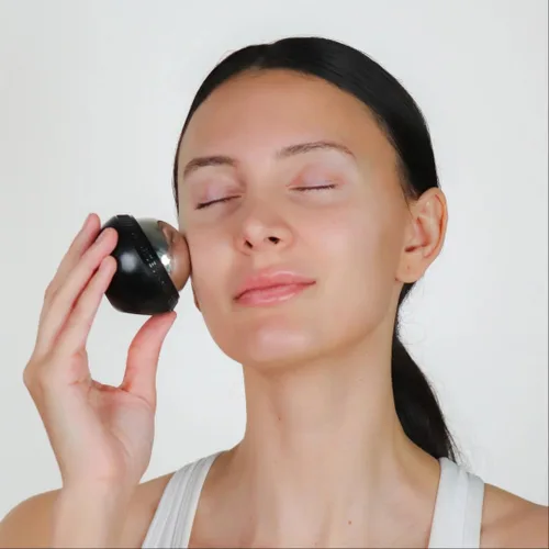 Vista 4 de Nurse Jamie Super-Cryo Massaging Orb – Stainless Steel Roller for Face & Body – Long-Lasting Cooling & Warming Therapy for Circulation, Recovery &