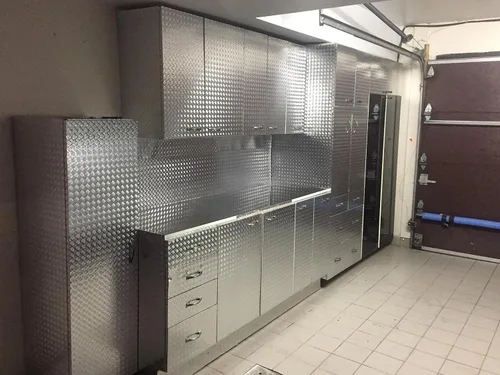 Vista 3 de VViViD Rollo de lámina de vinilo autoadhesivo con acabado cromado para manualidades y pasatiempos (plata, 3 pies x 17.8 pulgadas)