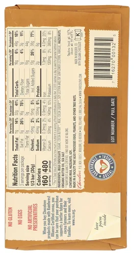 Vista 2 de Chocolove XOXO Avellanas en barra de chocolate con leche - Barra de 3.2 oz