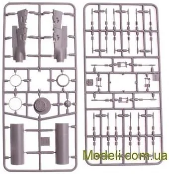 Vista 6 de Avión de entrenamiento soviético SUKHOI SU-7U 1/72 72005