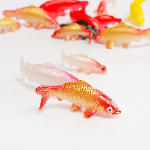 Vista 3 de X Hot Popcorn 40 piezas de peces en miniatura para manualidades, mini figuras de peces koi, pequeños peces de plástico en miniatura, suministros