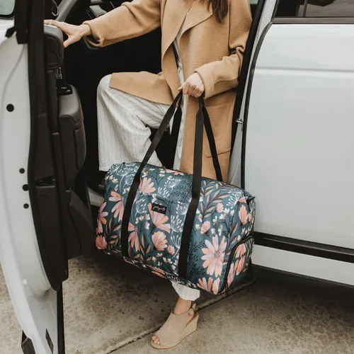 Vista 6 de Jadyn - Bolsa grande de lona de mujer para fin de semana, 22in, con bolsillo para zapatos, bolsa de viaje