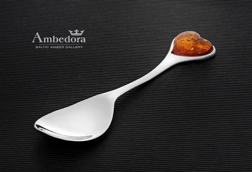 Vista 3 de Cuchara de buena suerte, plata de ley pulida, cuchara de plata con corazón ámbar y grabado de la suerte para un ser querido, regalo para aniversario