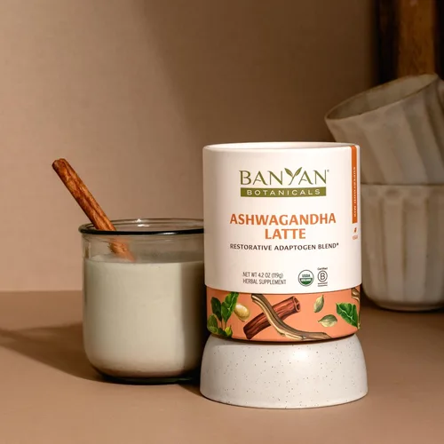 Vista 5 de Banyan Botanicals Ashwagandha Latte - Mezcla de café con leche orgánico sin cafeína - Bebida adaptógena a base de hierbas instantáneas para energía
