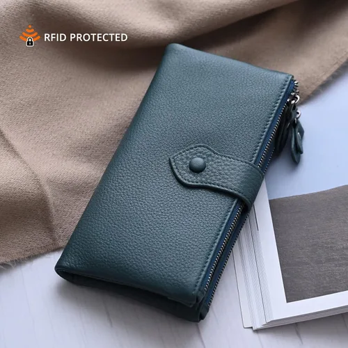 Vista 3 de Bveyzi - Cartera de cuero suave para mujer con bloqueo RFID, billetera plegable con doble cierre, porta-tarjetas para damas Negro