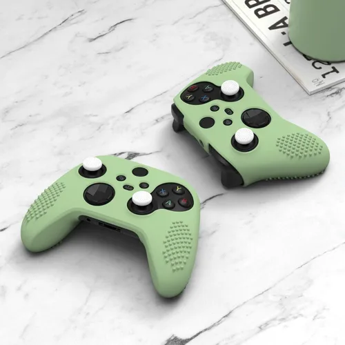 Vista 5 de eXtremeRate PlayVital Matcha Green 3D Studded Edition - Funda de silicona antideslizante para Xbox Series XS, funda protectora de goma suave
