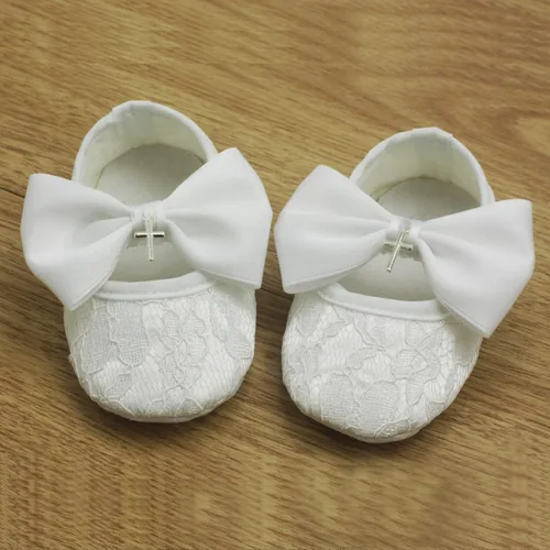 Vista 6 de Nihao Baby Conjunto de zapatos de bautismo y diadema blancos para niñas