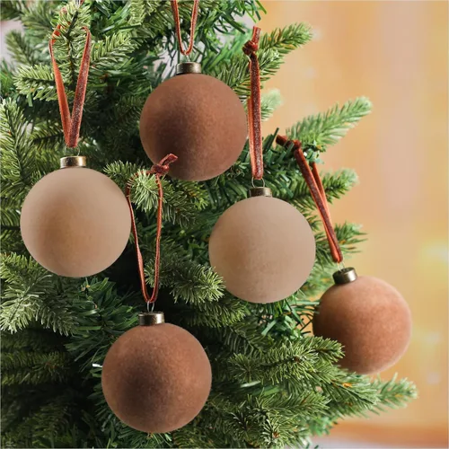 Vista 4 de Sotiff 12 piezas de adornos de Navidad de terciopelo, bolas de terciopelo de 2.4 pulgadas para adornos de árbol de Navidad, bolas para árbol