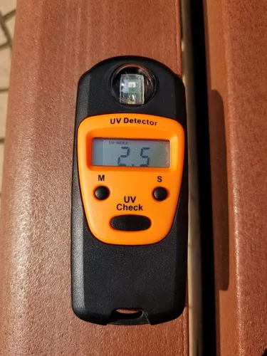 Vista 4 de Detector UV para medir el nivel de luz solar UV - Detector UV portátil de mano de luz solar (modelo 3B)