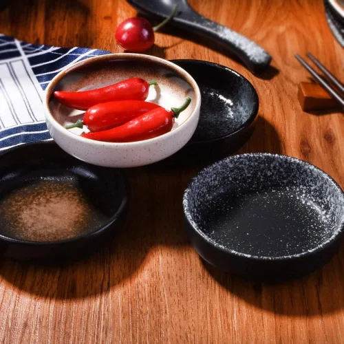 Vista 2 de Juego de 4 platos japoneses de salsa de soja retro de cerámica, juego de platos de sushi para condimentos de ensalada y especias