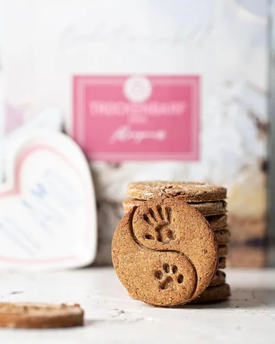 Vista 6 de Yin Yang Dog Paw Print y cortador de galletas de mano humana, 1 pieza - Bakerlogy