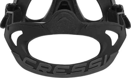 Vista 2 de Cressi Máscara de apnea sin marco con volumen interno reducido y forma ergonómica de nariz - Átomo: Hecho en Italia