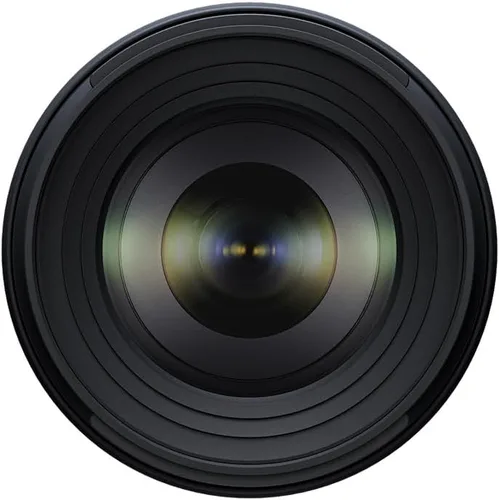 Vista 8 de Tamron 70-300mm F/4.5-6.3 Di III RXD para Sony Mirrorless Full Frame/APS-C E-Mount (Garantía limitada de Tamron de 6 años en EE. UU.), Negro