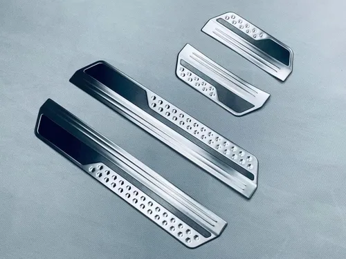 Vista 4 de Protector de rayones para umbral de puerta de automóvil, para Honda HRV 2021 HR-V 2022, piezas de accesorios de acero con ABS, cubierta de plástico