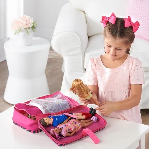 Vista 5 de Badger Basket Elegante estuche de viaje para muñecas de moda de 12 pulgadas, solución de almacenamiento con bolsillos para accesorios de muñeca, lo
