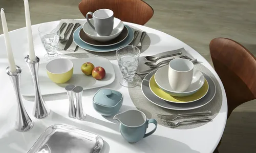 Vista 5 de Nambé Bend - Colección de cubiertos de 45 piezas, excelentes utensilios de acero inoxidable forjado con elegantes asas curvas, servicio para 8 Doblar