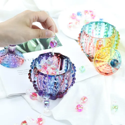 Vista 9 de SOCOSY Tarro de boticario de vidrio transparente en relieve con tapa, Tarro de dulces Tarro de buffet de dulces de boda Caja de joyería de cristal