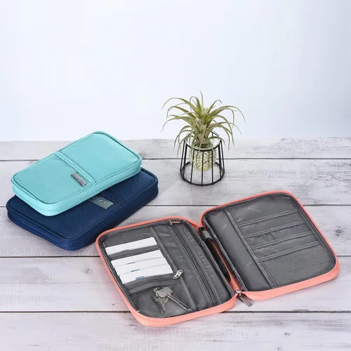 Vista 6 de PATIKIL Portatarjetas familiares para pasaporte de viaje, funda para documentos, múltiples bolsillos con correa para la muñeca para viajes de Gris