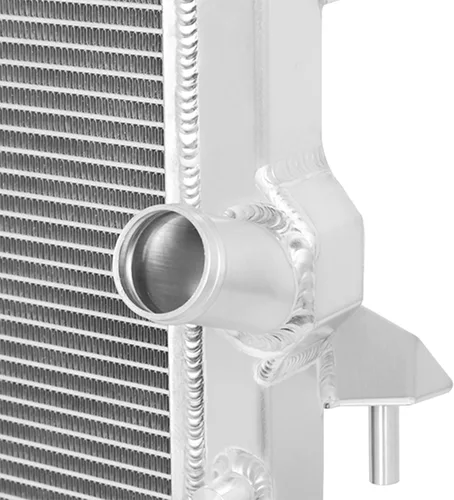 Vista 6 de Mishimoto MMRAD-WRA-07V2, radiador de aluminio compatible con Jeep Wrangler JK, 2007-2017, plateado