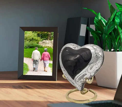Vista 4 de Urna de recuerdo de corazón gris, mini urna de ceniza, pequeña urna de cremación hecha a mano para cenizas, homenaje a tu ser querido, perfecta
