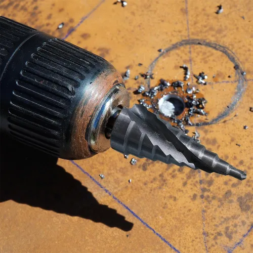 Vista 7 de Broca escalonada de cuatro canales helicoidales, 1/4" - 3/4" (9 tamaños), vástago hexagonal de 1/4", broca escalonada de cobalto totalmente