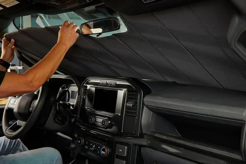 Vista 5 de Covercraft Protector solar personalizado UVS100 UV11642BL Compatible con modelos seleccionados de Audi Q8/SQ8, azul metálico