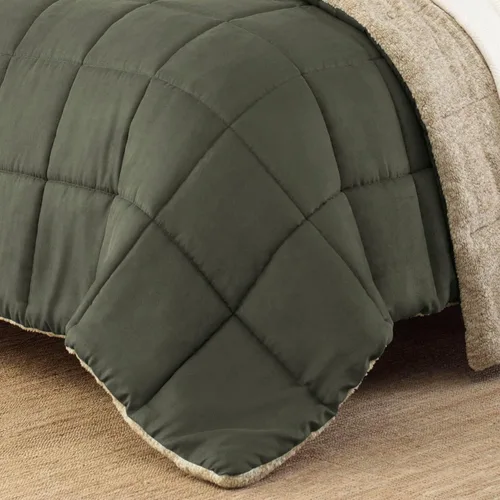 Vista 2 de Eddie Bauer - Juego de edredón tamaño King, ropa de cama de microgamuza con reverso de sherpa suave, juego de cama de 3 piezas con fundas