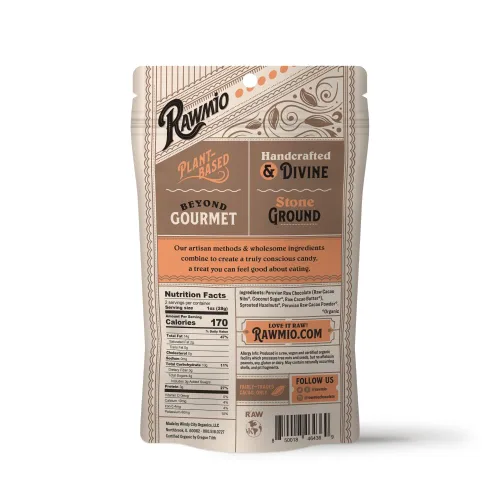 Vista 2 de Rawmio Avellanas germinadas cubiertas de chocolate - Orgánicas, crudas, veganas, 70% chocolate negro, 2 paquetes, 2 onzas.
