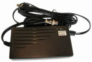 Cargador de batería (Razor Dirt Rocket MX500, MX650 y EcoSmart Metro)