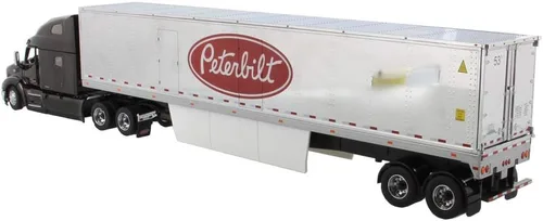 Vista 8 de Diecast Masters 150 Peterbilt 579 UltraLoft Day Cab SBFA con 53' Cromado Referencia con Logotipo Peterbilt - Legendario Negro 71071 Transport Series