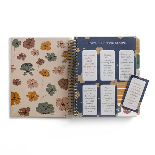 Vista 9 de Better a Day 2023 - 2024 Katygirl Planner - 18 Month Devotional Planner (July 2023-December 2024)
