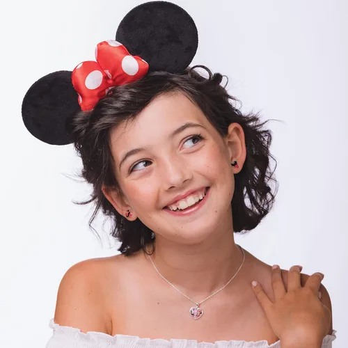 Vista 3 de Disney Pendientes Desiguales de Mickey y Minnie Mouse con Licencia Oficial, Aretes de Minnie y Mickey Bañados en Plata
