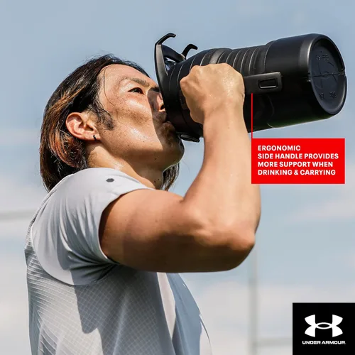 Vista 4 de Under Armour - Botella de agua de medio galón con aislamiento, 64 onzas con asa, jarra deportiva, gancho para cerca, resistente a fugas