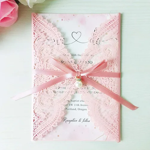 Vista 9 de 50 tarjetas de invitaciones de boda de encaje rosa con cintas y sobres para boda, despedida de soltera, compromiso, invitaciones de cumpleaños