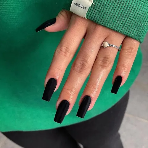 Vista 37 de Uñas postizas a presión negras de longitud media y forma cuadrada, Xcreando uñas postizas acrílicas estilo ataúd de longitud media, uñas adhesivas