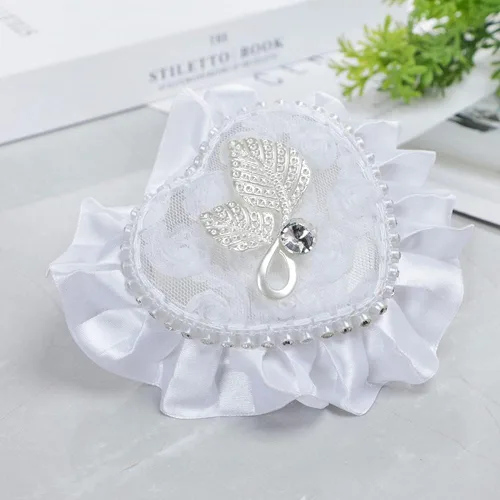 Vista 7 de Caja de soporte para anillo de boda en forma de corazón, almohada romántica para portador de anillo de encaje blanco, cojín romántico de rosa