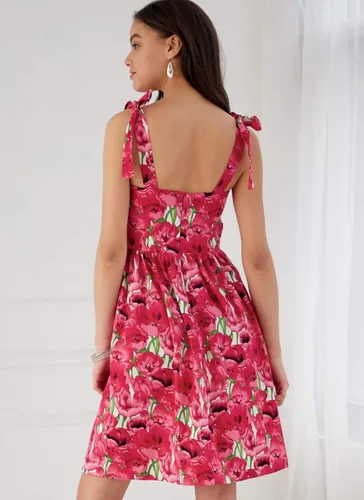 Vista 8 de McCall's Patrones de vestidos de señorita, patrón de costura de mameluco y mameluco, A5 (6-8-10-12-14), multicolor