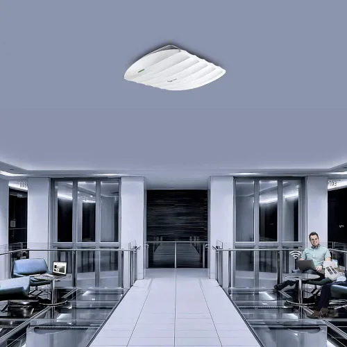 Vista 2 de TP-Link EAP225 - Punto de acceso inalámbrico MU-MIMO AC1200 de instalación en techo , Blanco