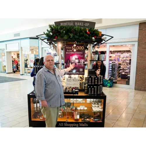 Vista 6 de Bellaterra Cosmetics BB Cream - Base mineral hidratante tintada, todos los tonos 1.69 onzas - Fair 101