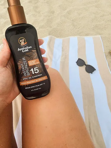 Vista 7 de Australian Gold Spray Gel Protector Solar con Bronceador Instantáneo SPF 15, 8 Onzas Hidrata y Humecta la Piel Espectro Amplio Resistente al