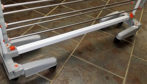 Vista 8 de IDEE BDP-V23 Tendedero plegable enrollable de 3 niveles para ropa con varillas colgantes de acero inoxidable, estantes y base plegables para fácil