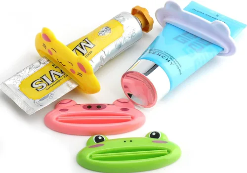 Vista 6 de Pasow Cartoon Animal Plastic Frog Cat Panda Pig Shaped Toothpaste Cream Squeezers - Pack of 4 Mix Designs