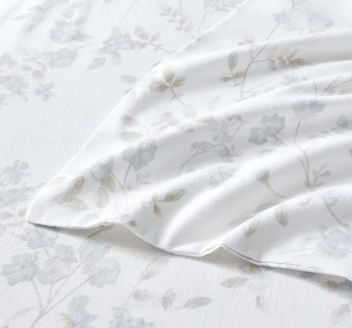 Vista 3 de Laura Ashley Home - Sábanas Queen, juego de ropa de cama de franela de algodón, cepillado para mayor suavidad y comodidad (Fawna, Queen)