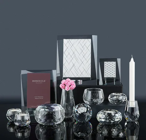 Vista 5 de Mini jarrón decorativo de flores de cristal para el hogar o mesa de comedor, dimensiones de 2.4 x 4.7 pulgadas con caja de regalo