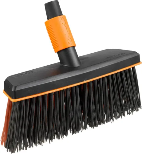 Fiskars Escoba multiusos, cabeza de escoba, ancho: 10.2 in, cerdas de plástico, negro/naranja, QuikFit, 1001417