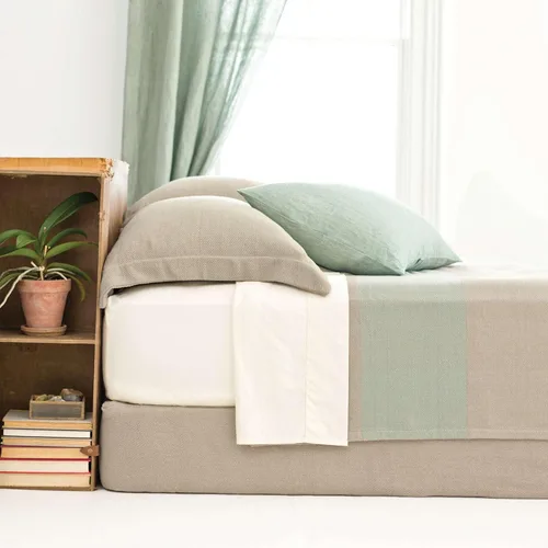 Vista 6 de Pine Cone Hill Cubierta de resorte de avena de sarga de algodón, tamaño individual, patrón sólido neutro