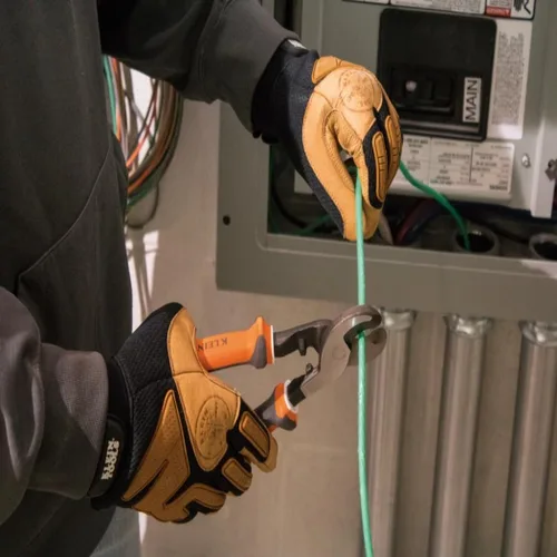 Vista 5 de Klein Tools 63050-EINS Cortador de Cable Aislado para Electricistas, Fabricado en Estados Unidos, Corta Aluminio, Cobre Suave y Cable